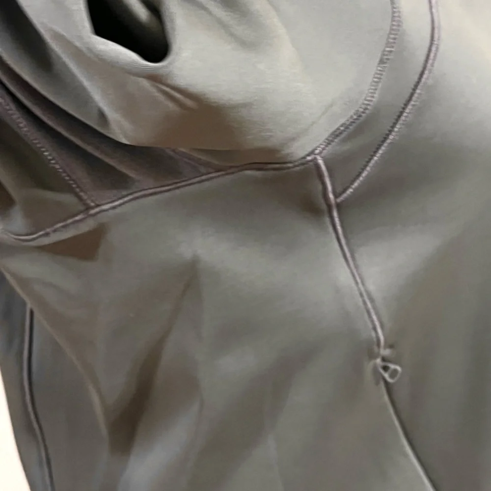 Lululemon Tech Fleece Hiking 1/4 Zip Pullover - Picture 11 of 16